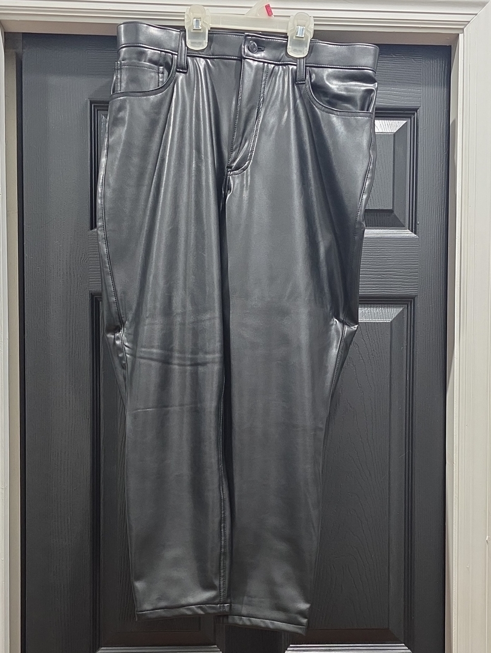 Abercrombie & Fitch Black Faux Leather Pants - Skinny Curvy Fit Short Length